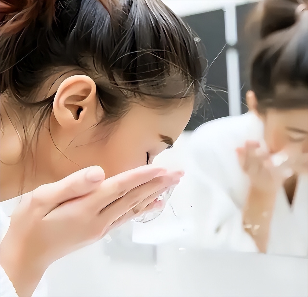 贵妇面霜和平价妮维雅面霜的区别 (好的面霜和便宜的面霜有什么区别)