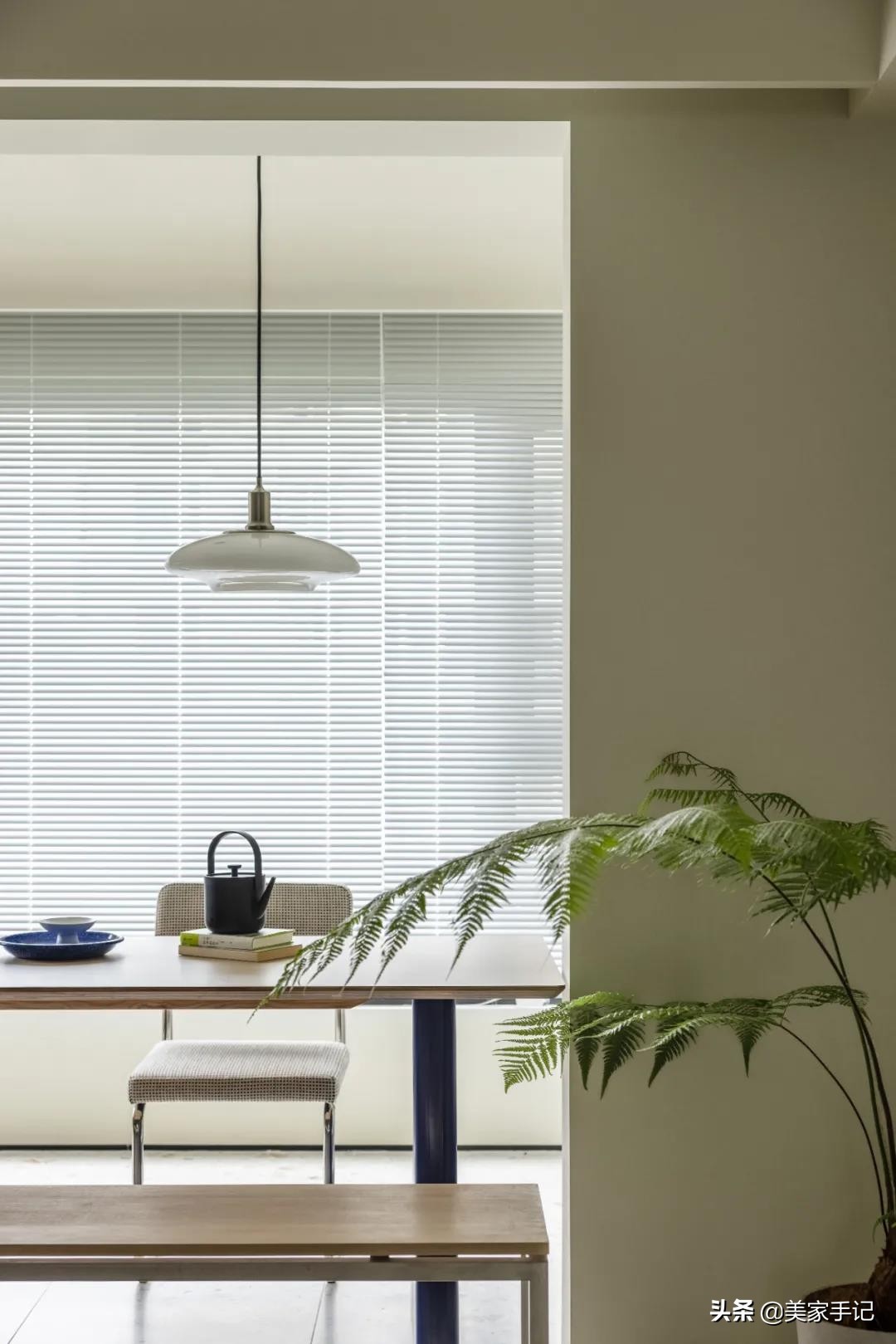 成都164㎡的小屋火了，仅凭一个玄关就圈粉无数，家居氛围太棒了