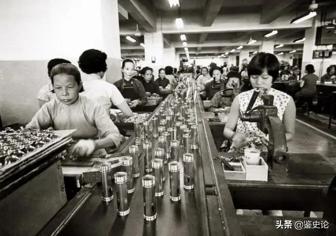 87岁老太右眼被打瞎,四川老太儿时射瞎双眼