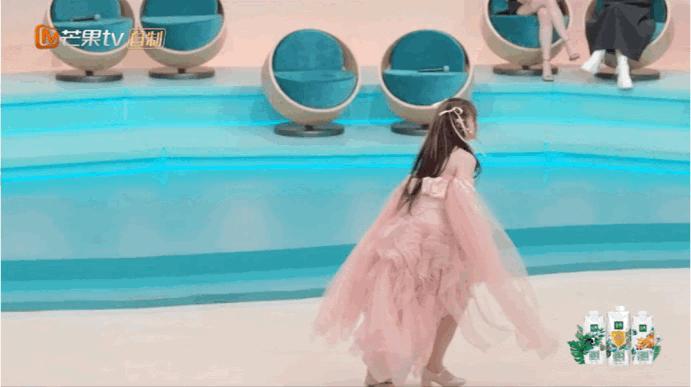 《浪姐4》热播:一个日本二次元的歌手,凭啥在中国这么受欢迎