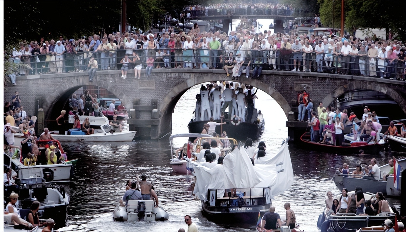 荷兰同性婚姻合法化的原因,荷兰性合法化