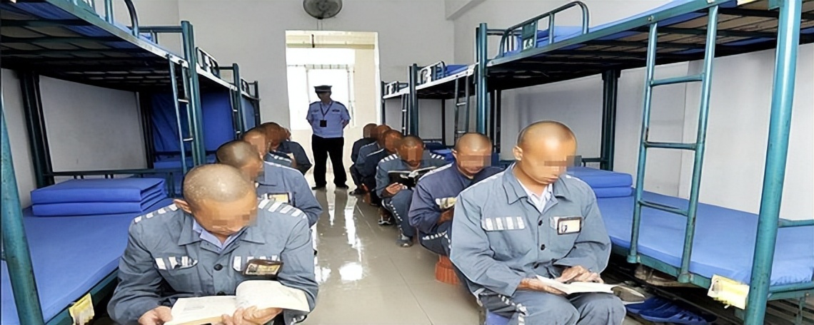 老公坐牢10年我怎么办,老公坐牢12年该怎么办