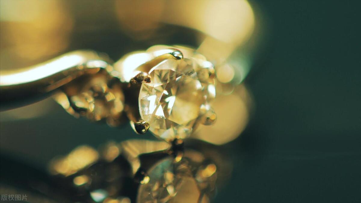 如何通过鉴定证书看钻戒有多大,钻戒鉴定证书有哪些