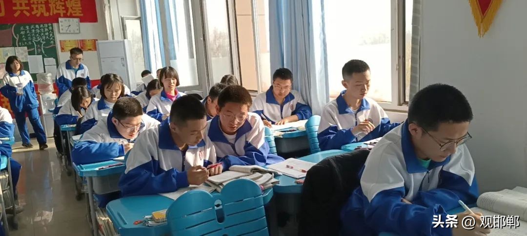 既然你选择了复读，那么你已经踏上了成功之路，因为你不甘平庸。430+174=604，一年时间他做到了！