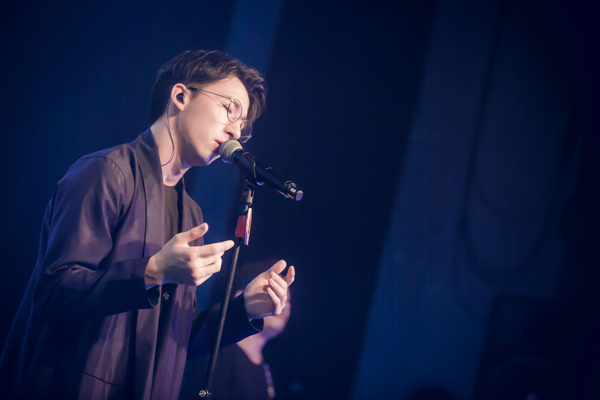 我型我秀第一届退赛的女选手是谁,我型我秀的历届选手主持人