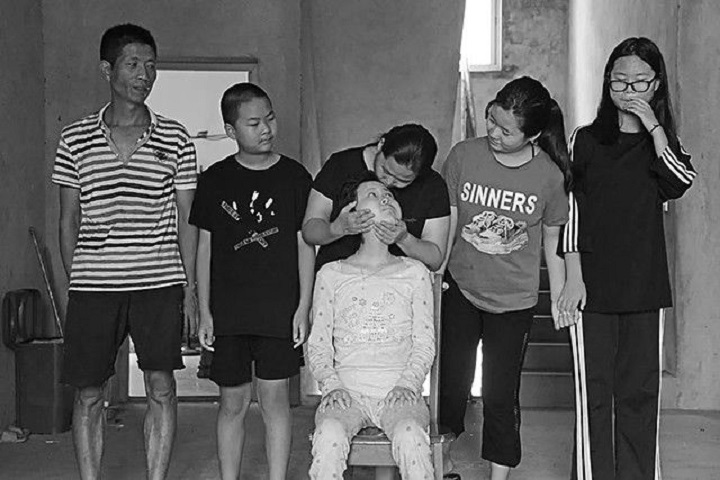 女儿患白血病的真实经历,15岁女孩白血病希望大家伸出援手