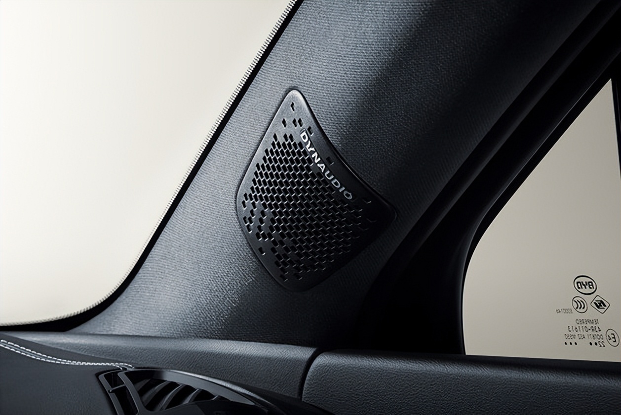 比亚迪护卫舰07款是筷子悬挂吗,比亚迪护卫舰07对标宋plusdmi