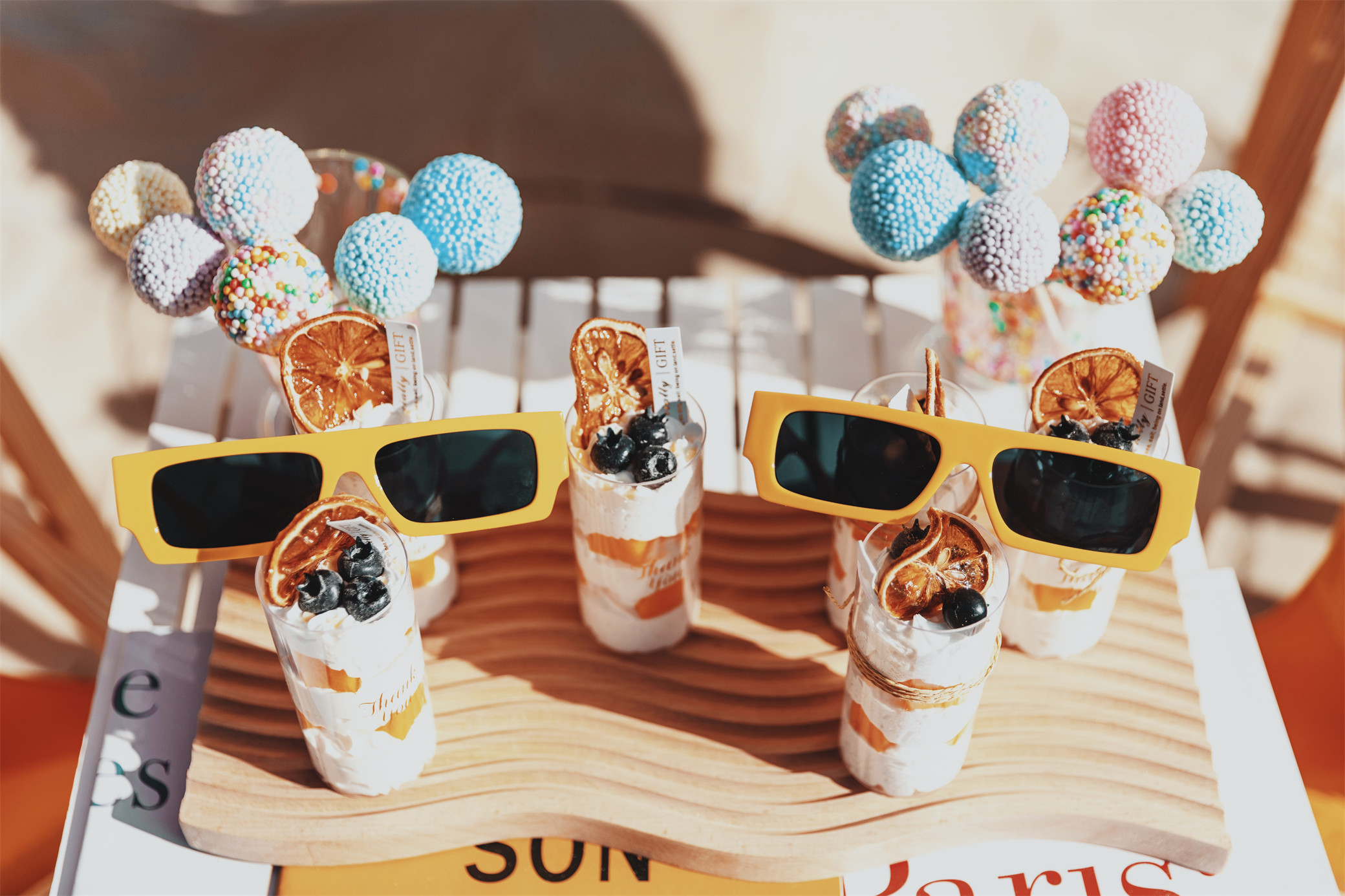 铂爵旅拍三亚婚纱照一套多少钱,三亚旅拍婚纱照推荐哪家好