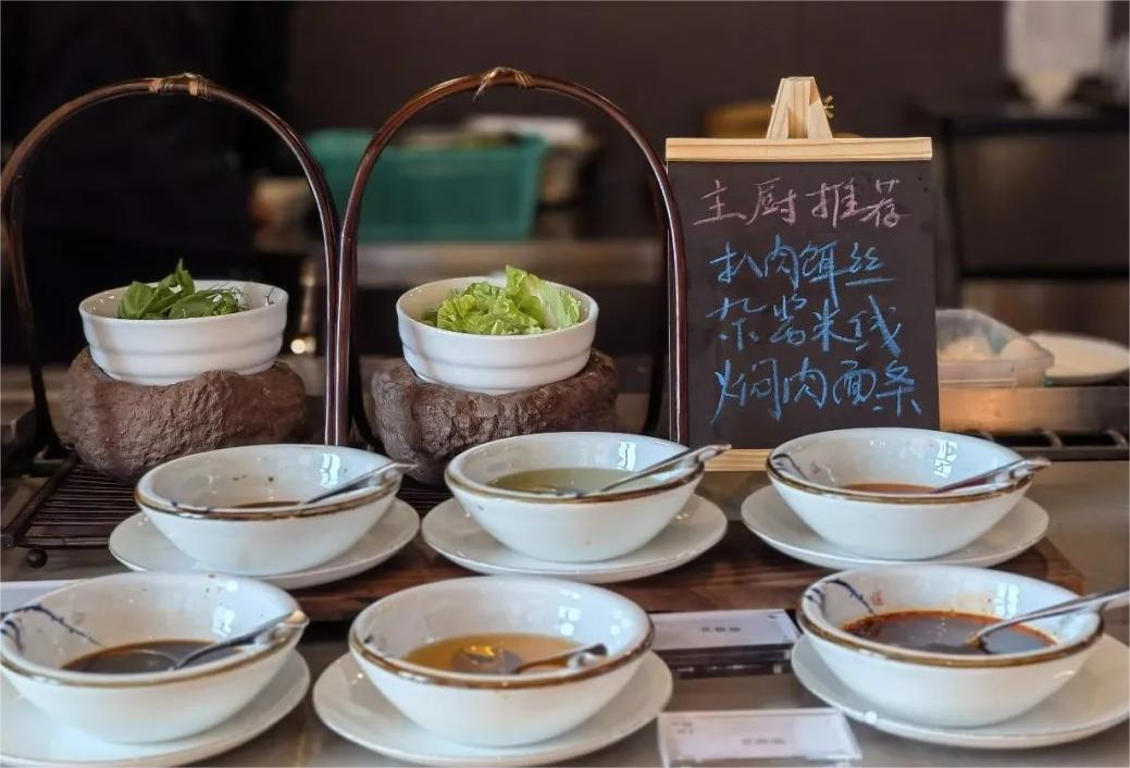 你们都说人多，我却找到一个人少又神仙的地方！