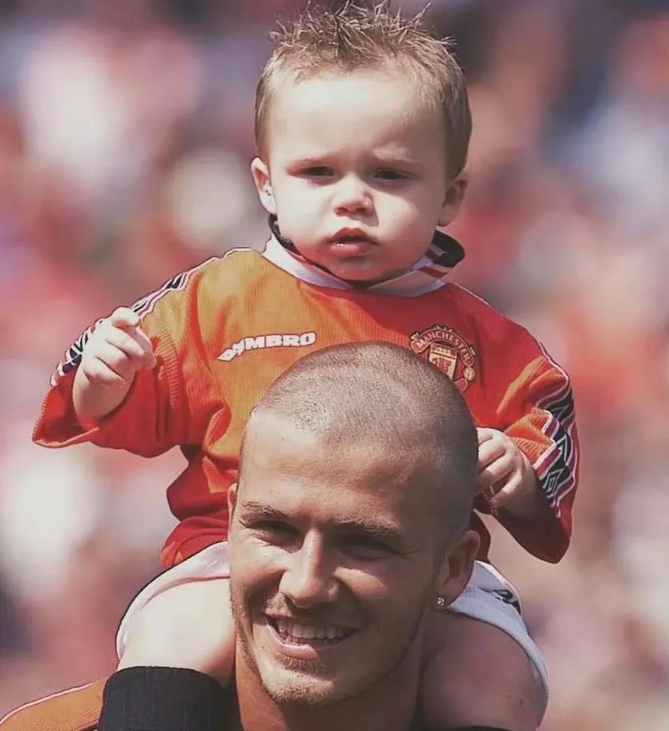 贝克汉姆儿子布鲁克林爱因斯坦,布鲁克林贝克汉姆爱因斯坦