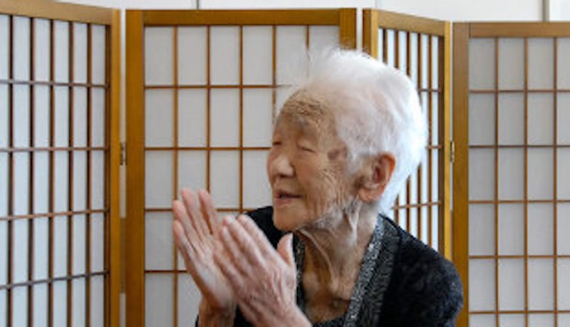 119岁的田中力子:当下最长寿的人,两度患癌,长寿秘诀有点奇怪
