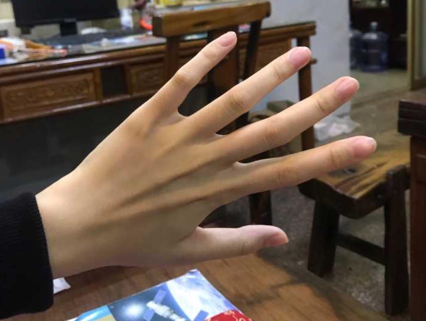 食指长代表就很聪明吗,食指长的手相分析