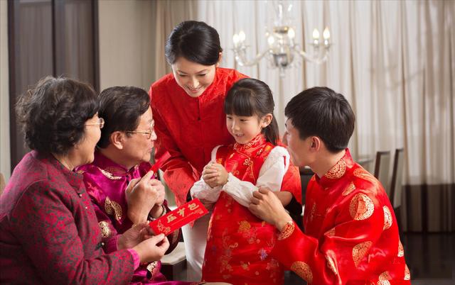 压岁钱要给到几岁为宜呢,压岁钱给到多少岁合适