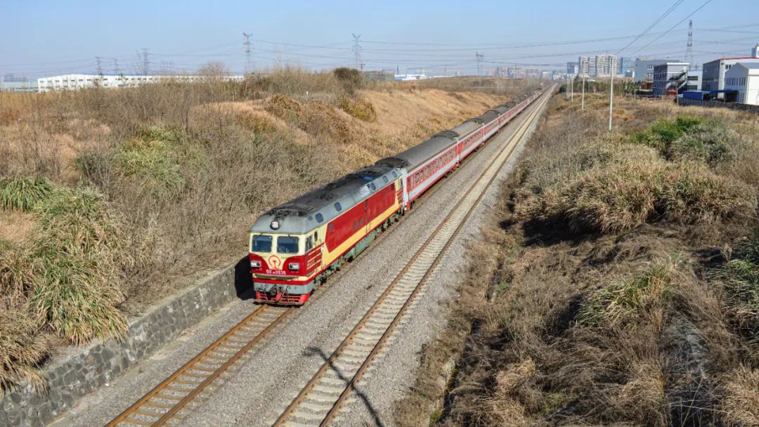 再见k歌翻唱,再见k歌伴奏