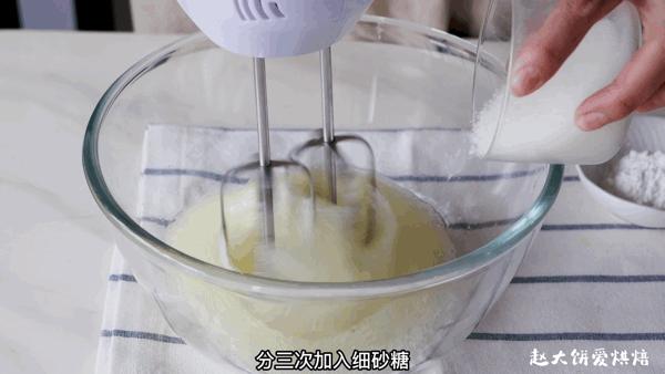 蓬松又柔软简单实用的蛋糕,金枕蛋糕怎么不回缩