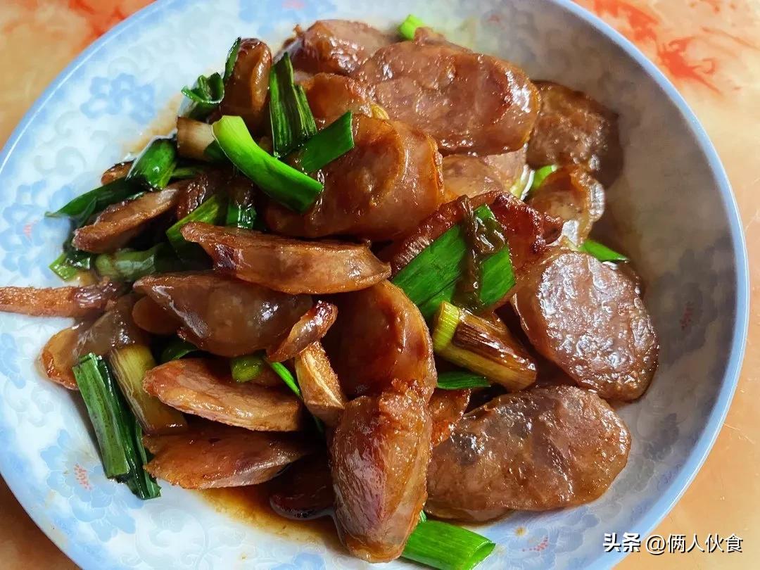 蒸熟的香肠可以在常温下保存多久,香肠风干后放冰箱冷藏能保存多久