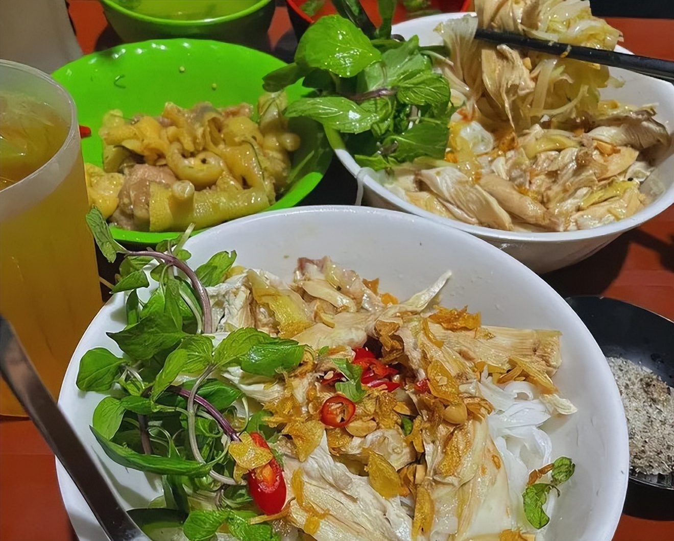 越南奥巴马米粉店,越南早餐米粉店