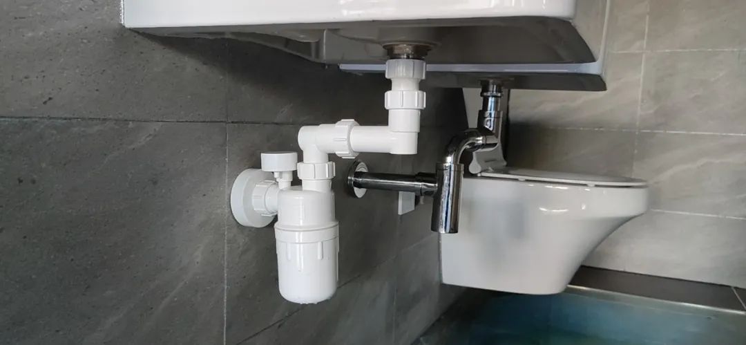 卫生间台盆下水返臭,卫生间面盆除臭最好方法