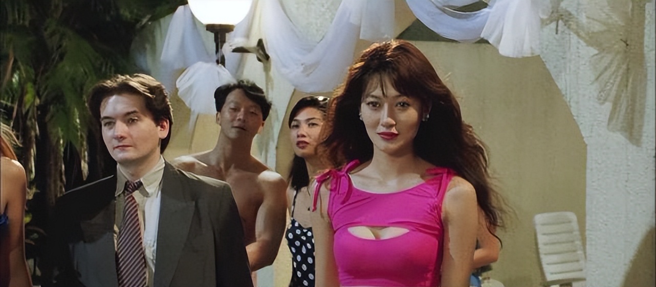 汤唯和吴倩莲相似的度有多少,汤唯和吴倩莲太像了