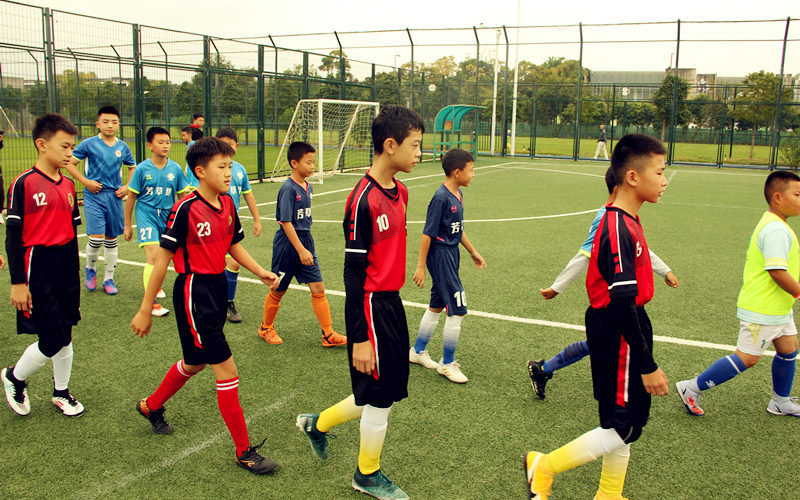 新兴小学校长杯足球赛,小学校长杯足球活动报道