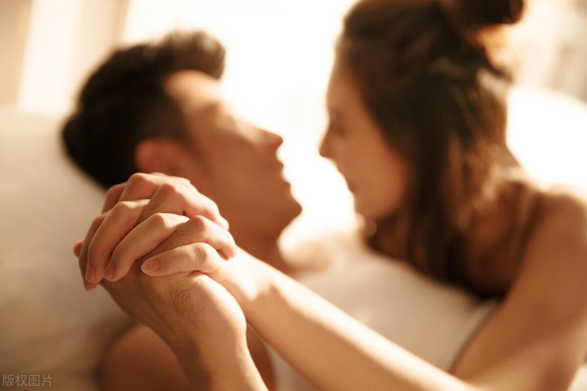 润滑剂对夫妻俩都有伤害吗？医生直言：注意好3点，不必过于烦恼