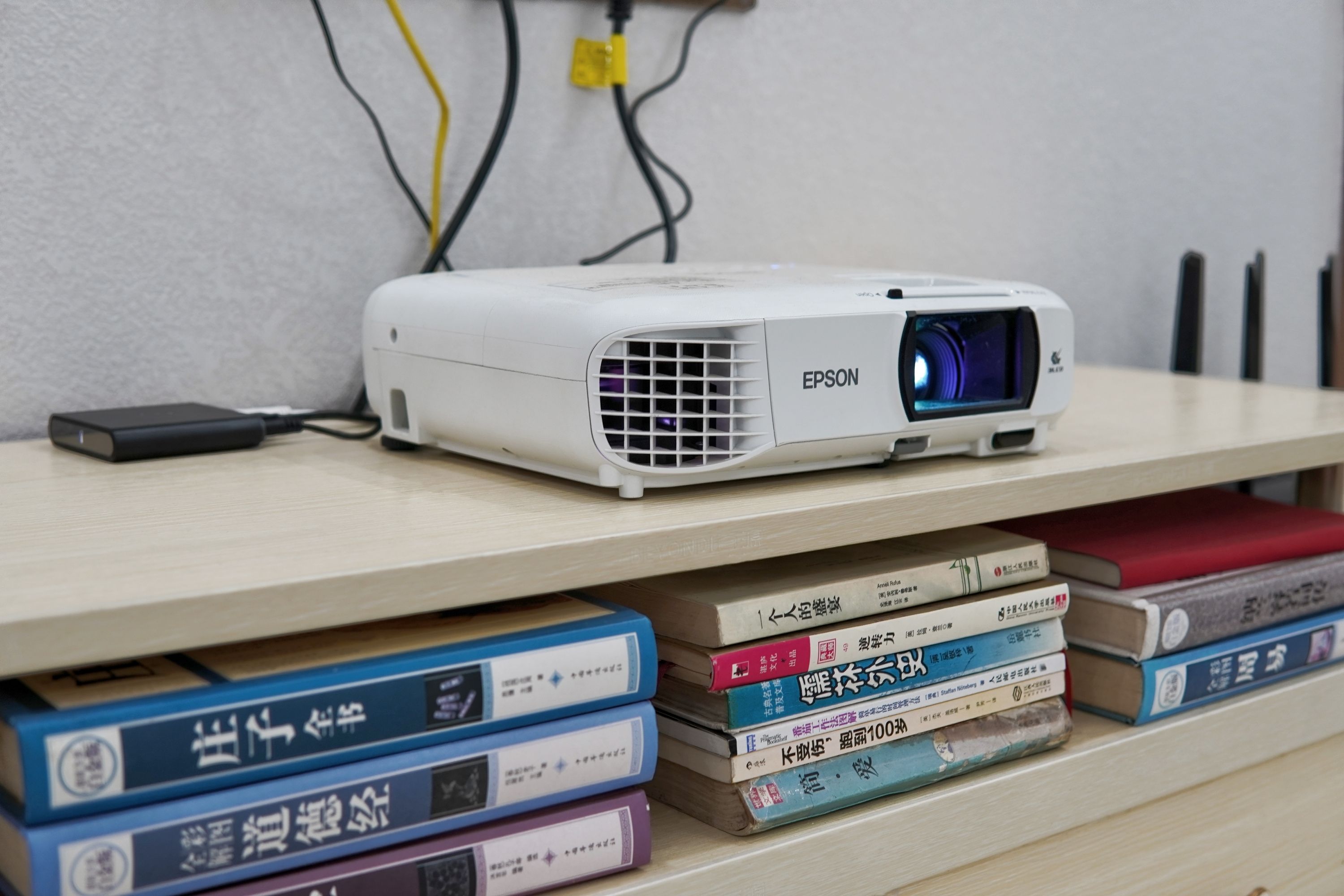 低成本实现老投影仪智能化——爱奇艺电视果6测评