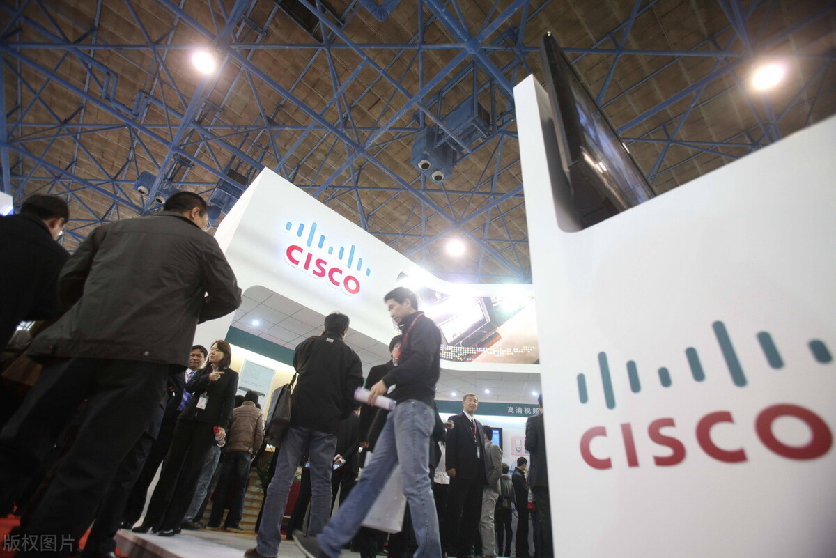 思科业绩暴雷？依旧非常赚钱、非常强大