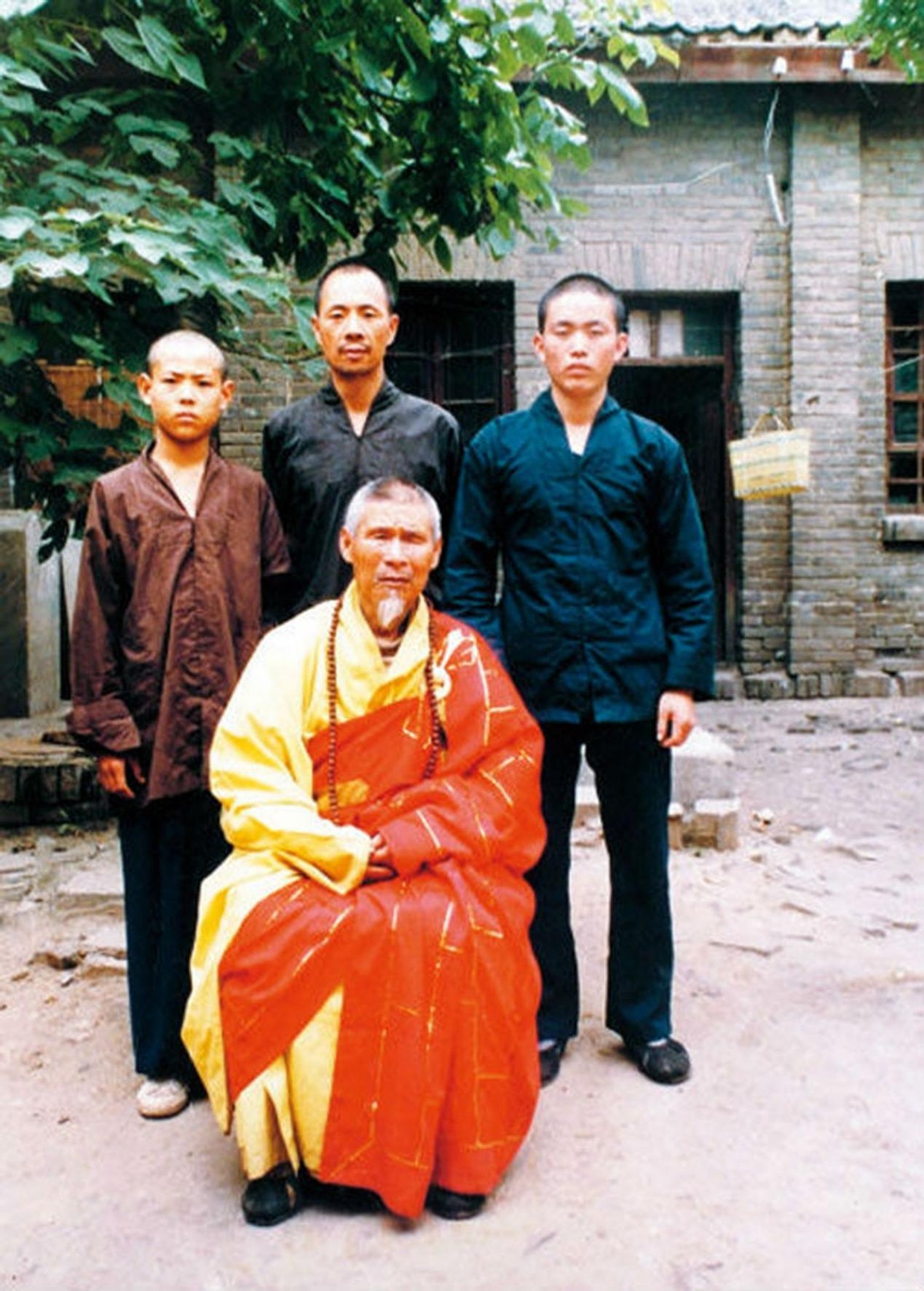 穿袈裟的老板释永信,释永信商业帝国