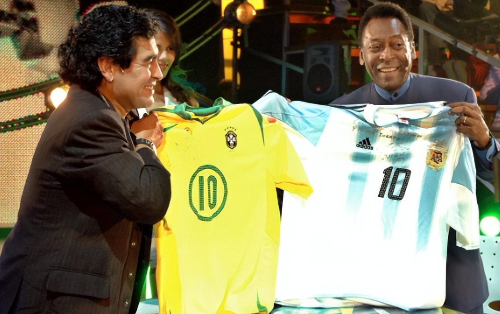 出演经典足球电影；促使非洲国家停火，贝利球王之姿不止于绿茵场