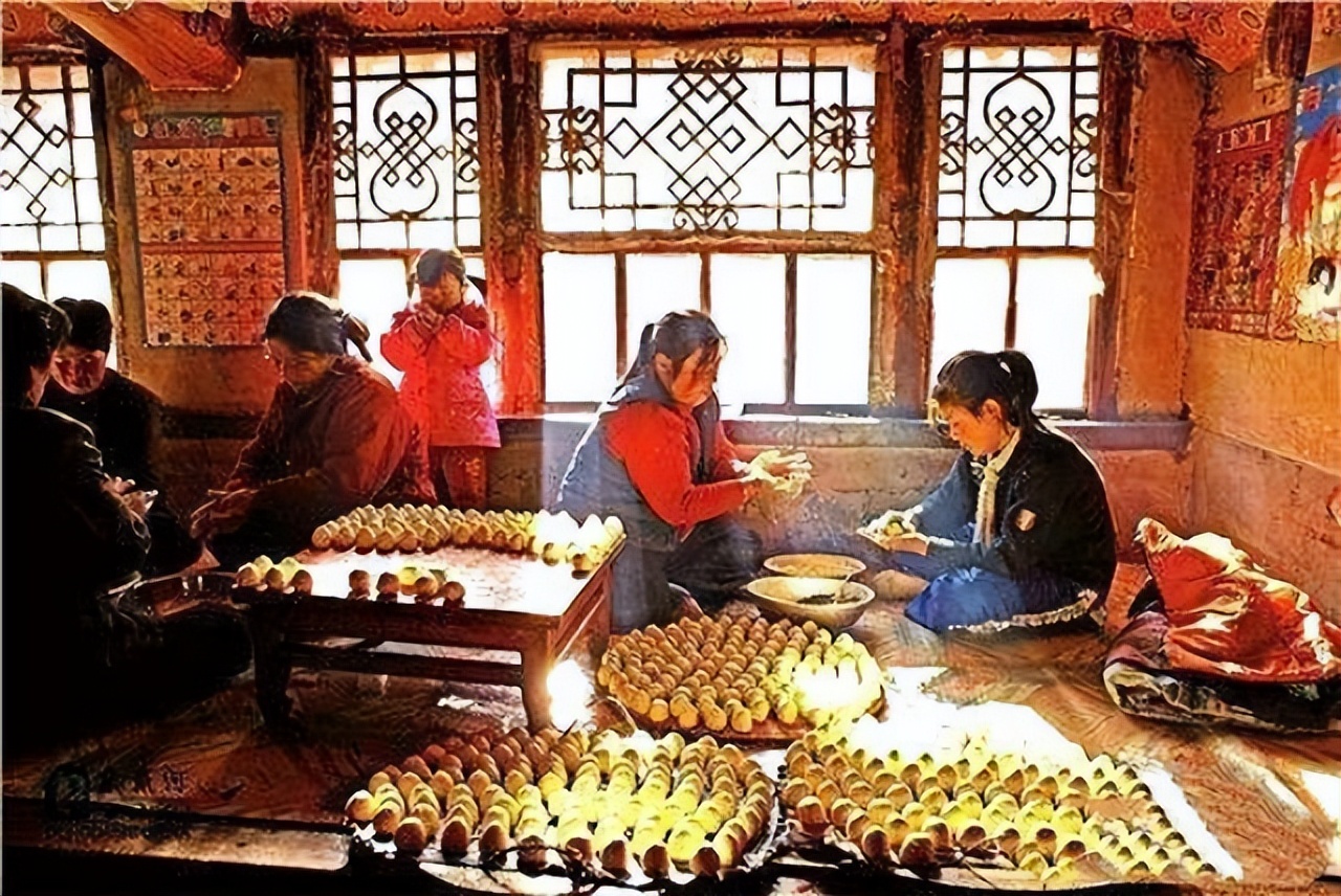 东北全家人睡一个炕上不尴尬吗,为什么东北人睡觉全家人都睡