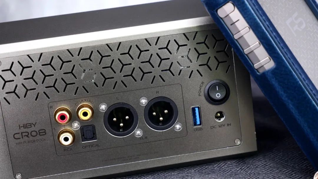 海贝rs8与艾利和sp3000对比,海贝r8和金砖评测