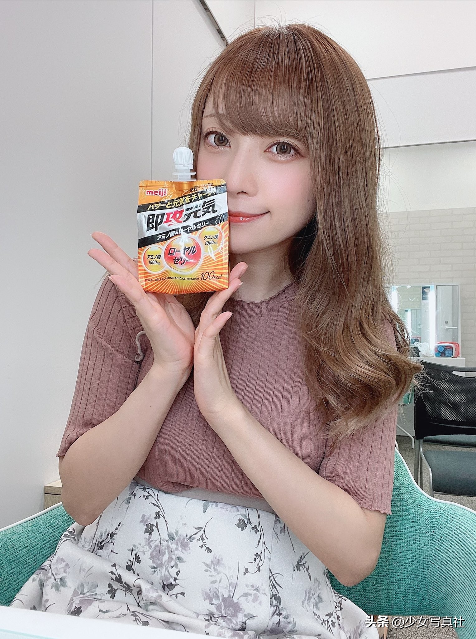 瀹湰褰╁笇骞磋交鐓х墖,瀹湰褰╁笇鐪熶汉鐓х墖