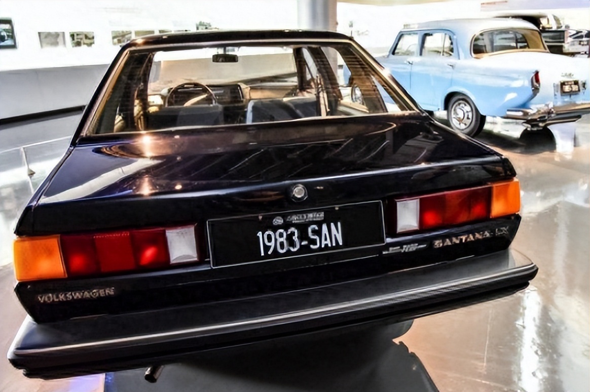 引进大众桑塔纳时的定价,桑塔纳德方最初定价