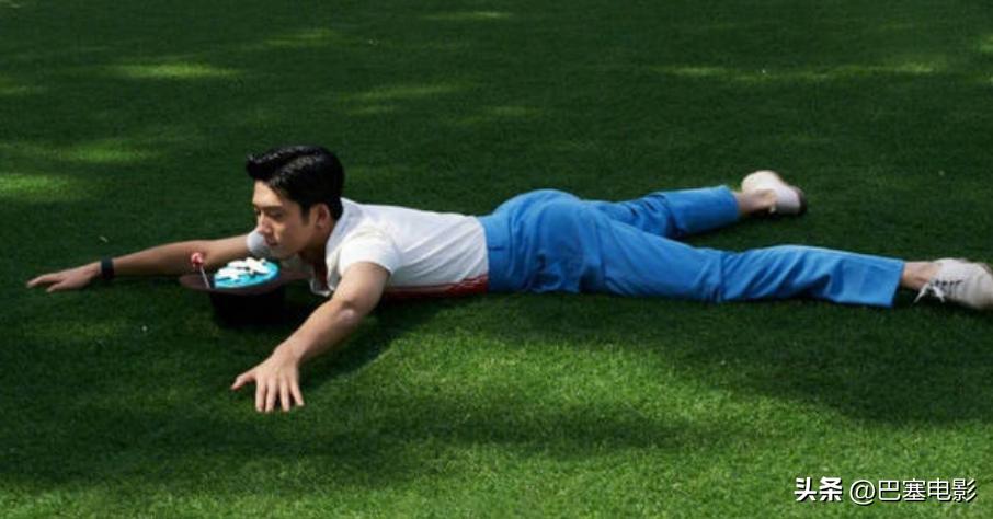 有一种性感，是男明星们的翘臀，恰到好处的刚刚好