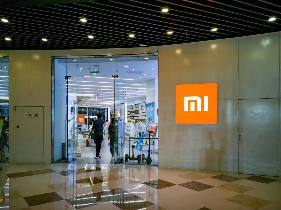 雷军交给卢伟冰的任务,雷军卢伟冰直播回放完整视频