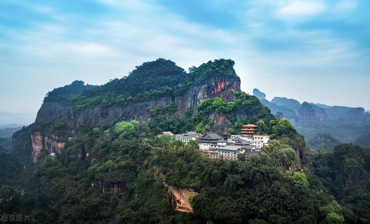 中国著名地貌风景区有哪些,中国十大地貌奇观