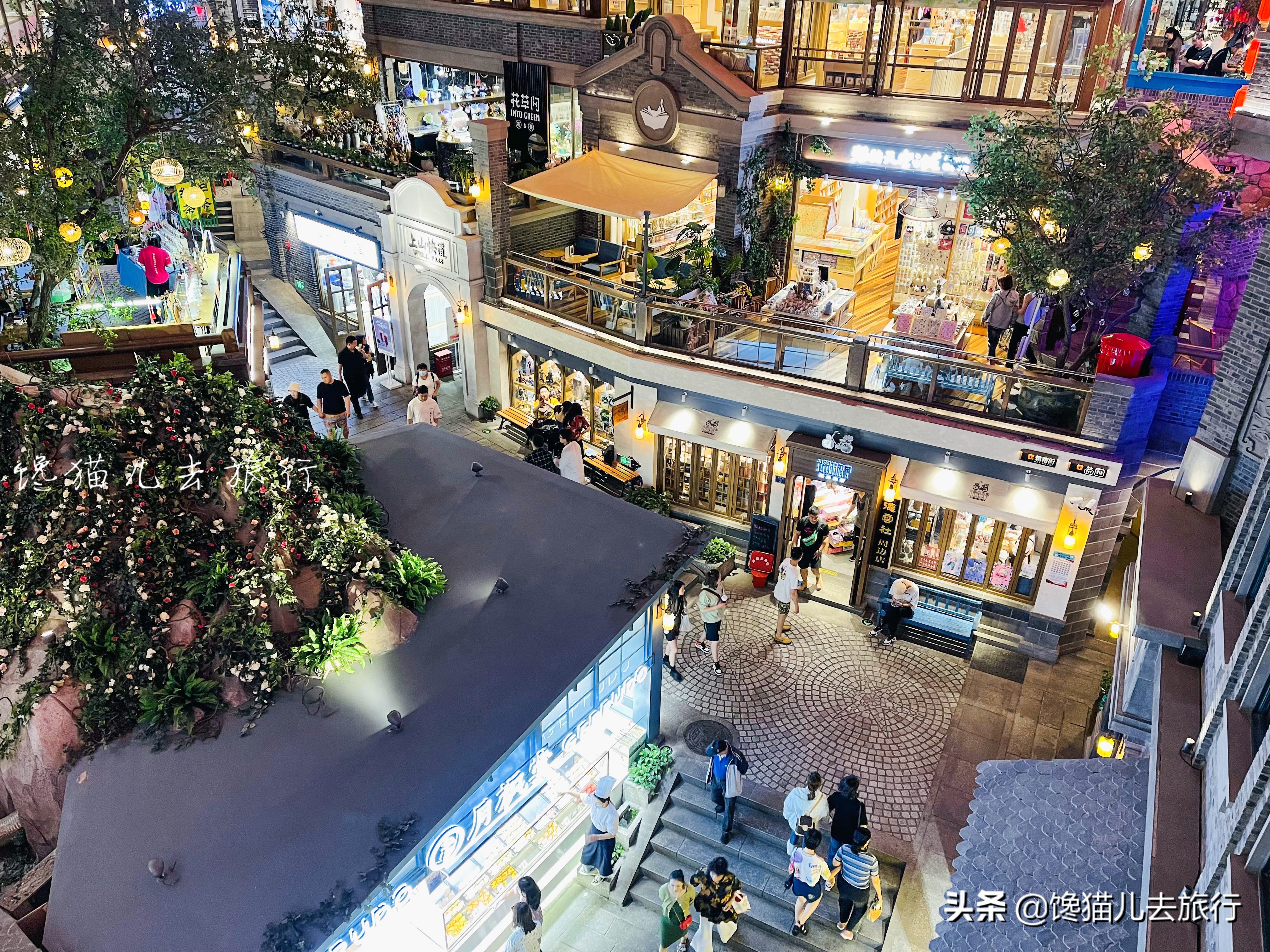 重庆的洪崖洞需要爬山吗,重庆洪崖洞需要爬山吗