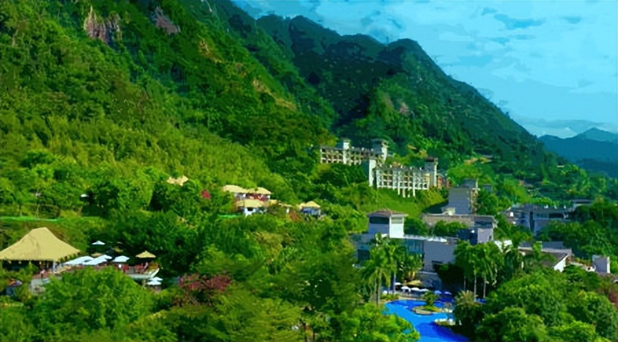 广东五星金叶子温泉度假酒店，奢享高山私家温泉，网友：便宜爆了
