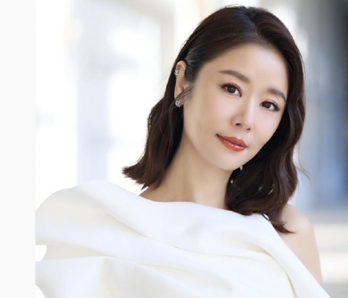 台湾艺人林心如近况 (林心如晒素颜却因一个字惹众怒)