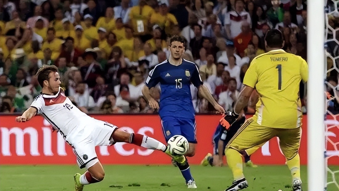 2018年世界杯精彩解说集锦,点燃全场世界杯