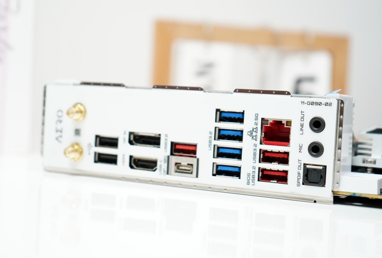 锐龙3700x配b450主板评测,锐龙53600配技嘉主板