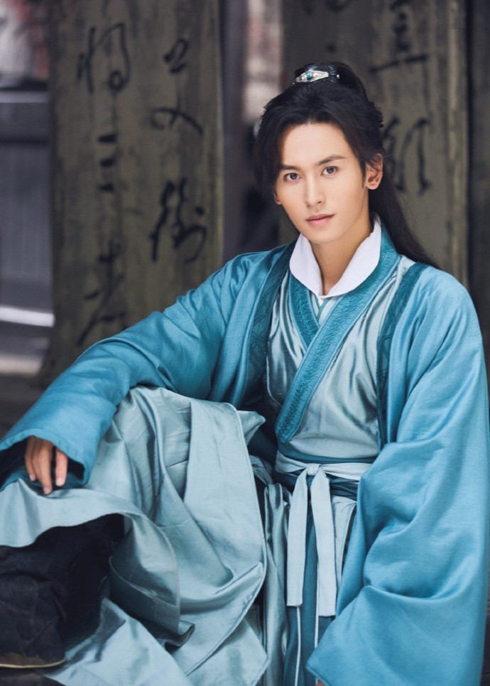 顶风作案！赵薇的恶行何止亲日辱华，如今的下场是咎由自取