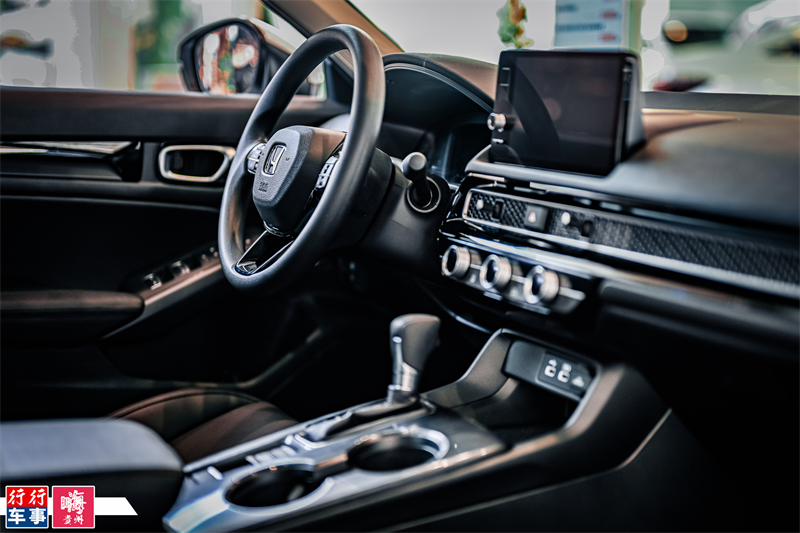 广汽本田凌派对比新思域,比本田思域高一个档次的车