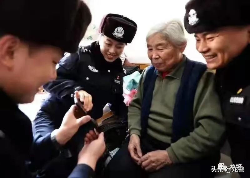 龙警十年，让高质量发展底色更亮