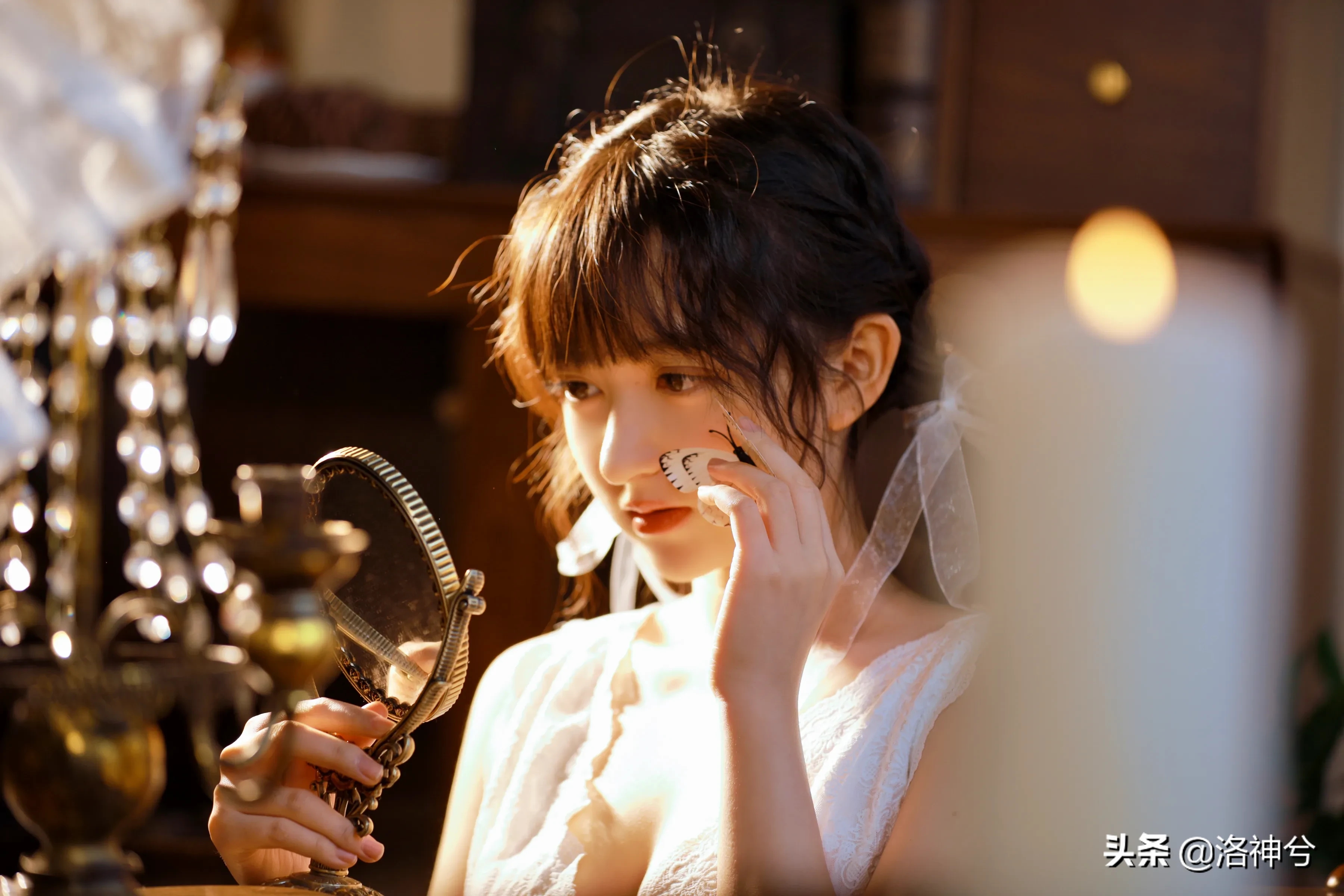 饮酒陶渊明采菊东篱下,陶渊明采菊东篱下悠然见南山古诗