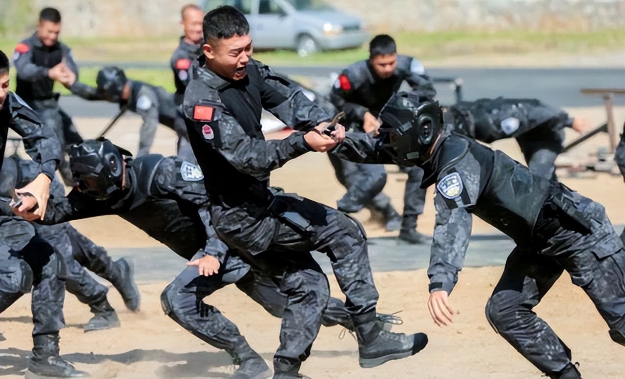 以色列格斗术只打要害，招招致命？其到底有多凶狠？