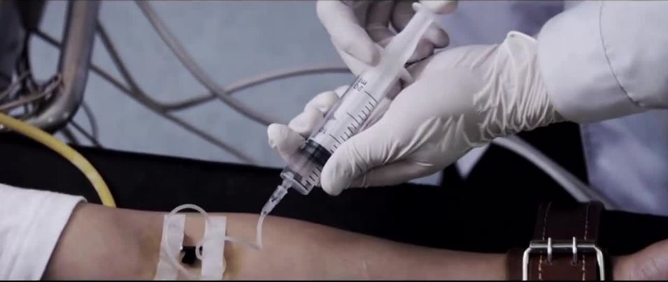 从胡长清被5枪毙命到文强被执行注射，中间发生了什么？