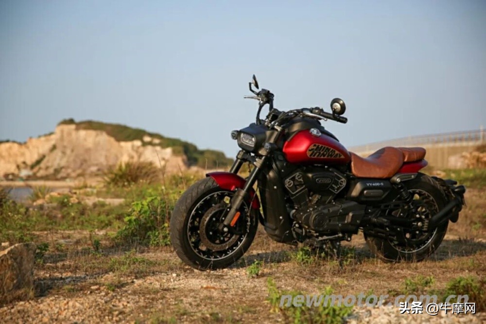 庄威400这款车怎么样,庄威400普通版与豪华版的区别