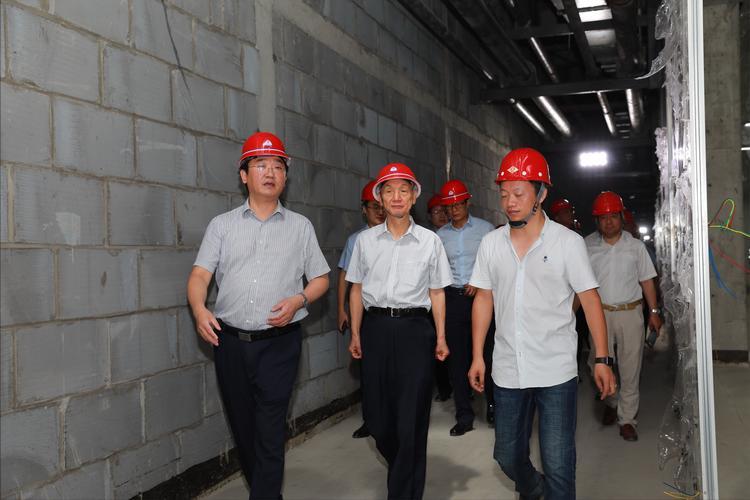 中兴通讯侯为贵临危受命,中兴集团侯为贵完整视频