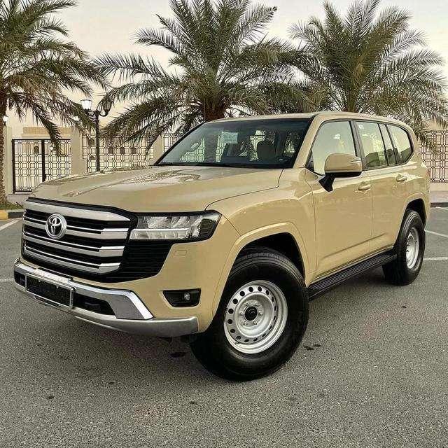 2023款陆巡乞丐版,2023款陆巡5700落地价